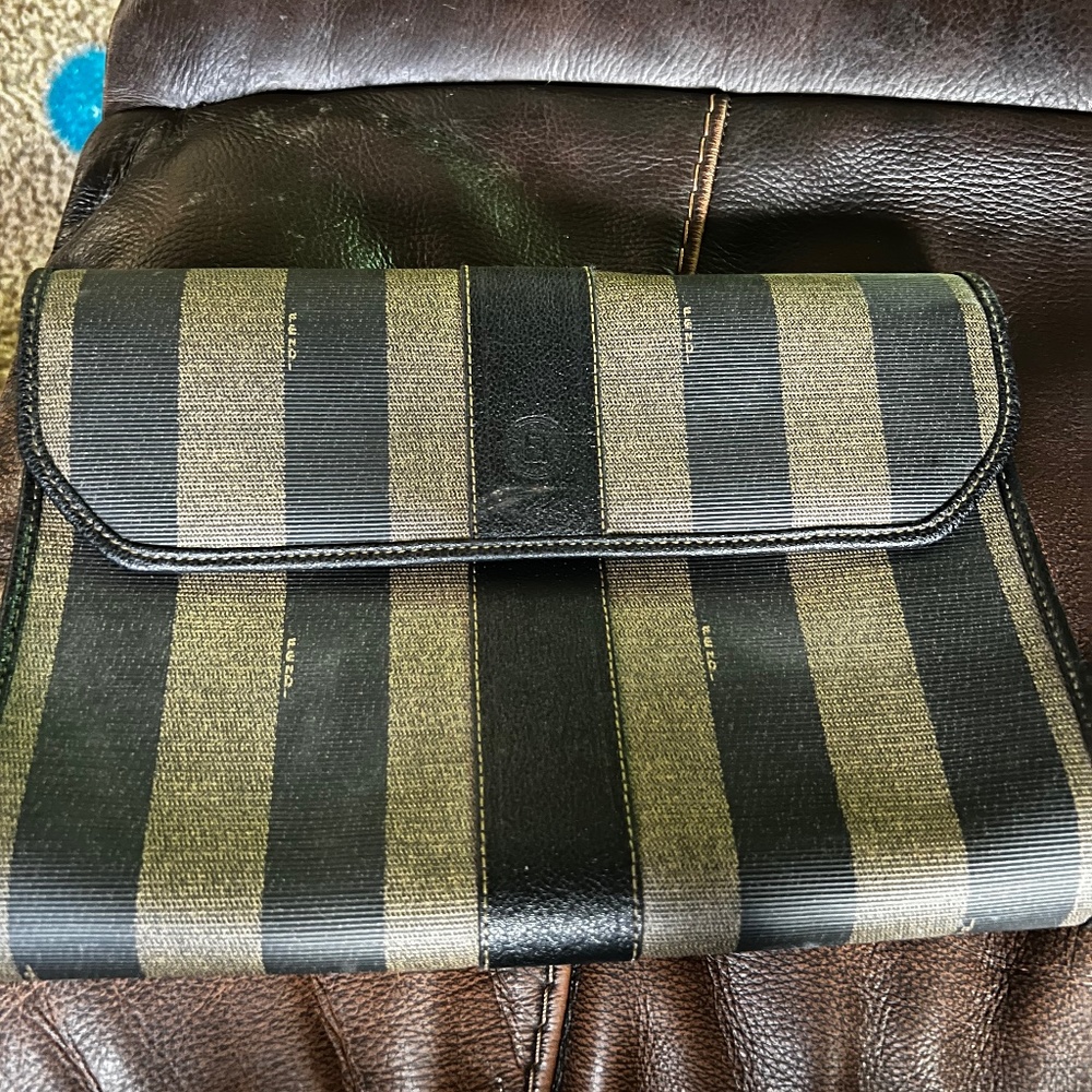 Fendi authentic clutch purse